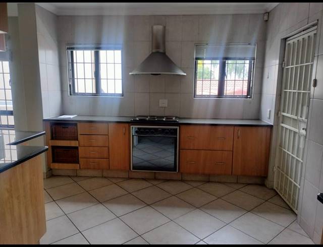 3 BEDROOM PROPERTY TO RENT IN WATERKLOOF RIDGE